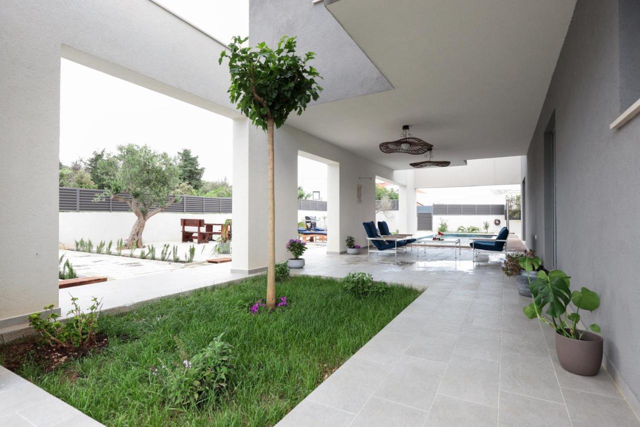 Вілла Luxury House Natanel Skrip Екстер'єр фото